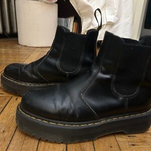 Doc Martens 2976 Leather Platform Chelsea Boots